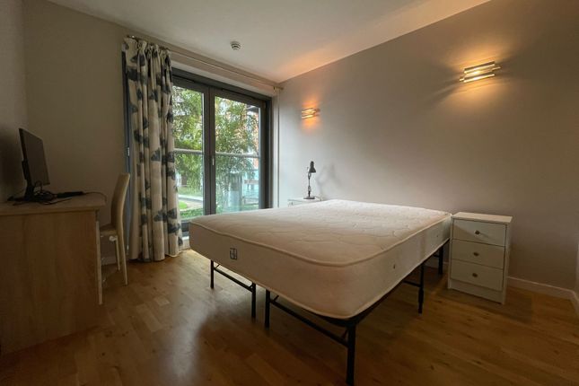 Thumbnail Flat to rent in Fairmont Avenue, London