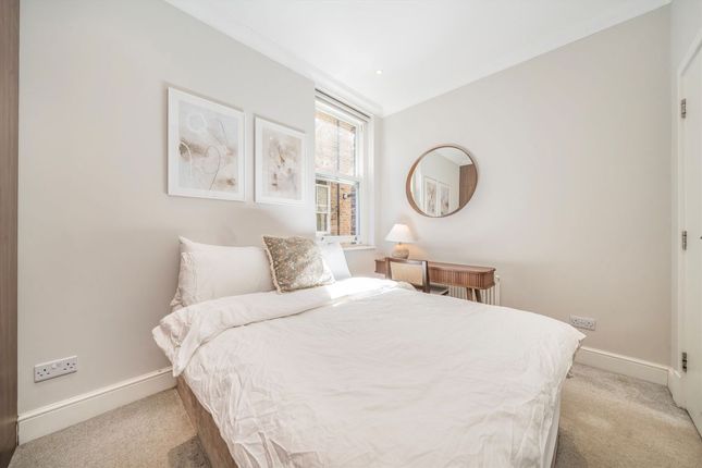 Flat 9, 77, Madeley Road, London photo 4