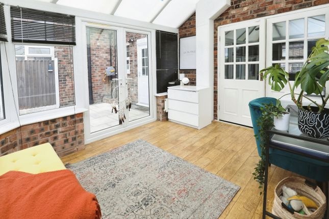 52, Second Avenue, Prescot photo 4
