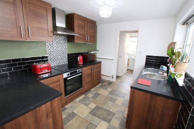 189, Cooper Road, Grimsby photo 4
