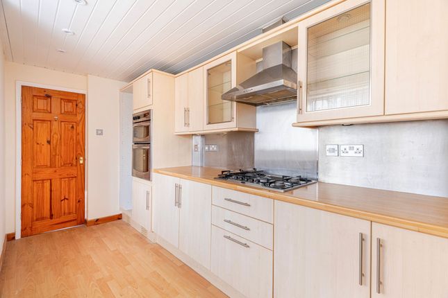 1 Clemence Street, Lowestoft photo 4