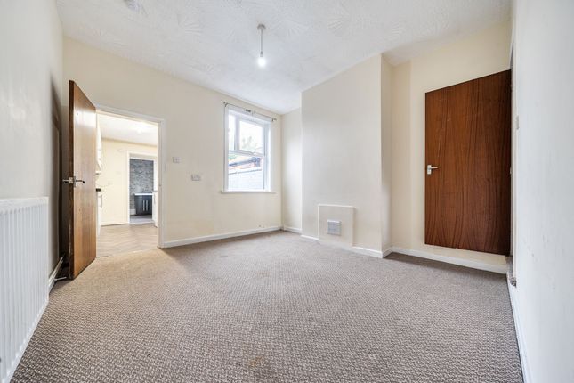 32 Raleigh Street, Walsall photo 5