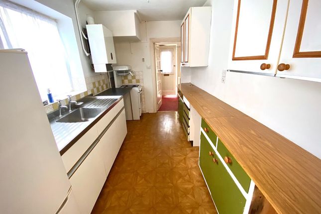 Sandringham Drive, Ashford photo 4