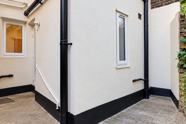 3, Parish Lane, London photo 2