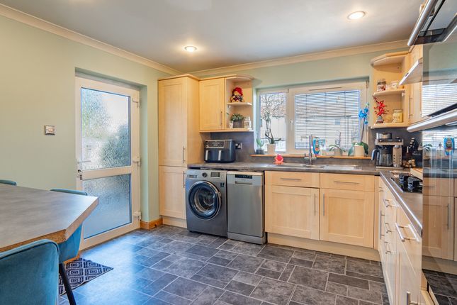 12, Blackshaw Court, Lhanbryde photo 4