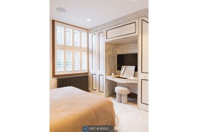 Greencoat Place, London photo 3