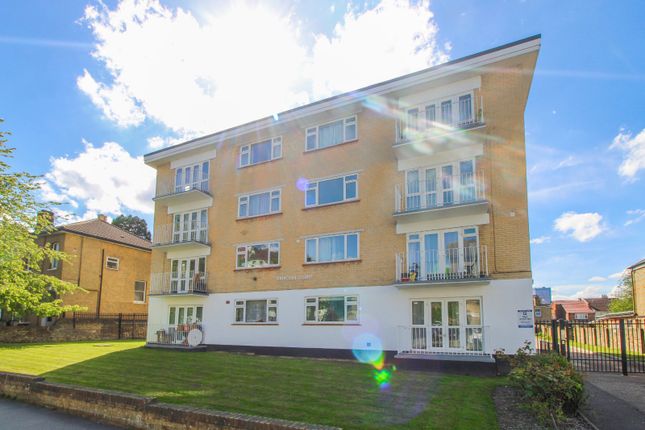 Flat for sale in Canning Road, Addiscombe, Croydon