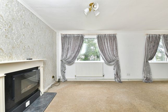60, Linton Close, Plymouth photo 3