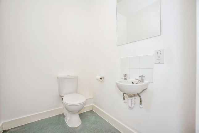 Terraced house for sale in Northview Avenue, Tilbury