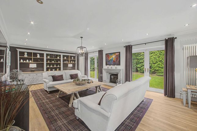 2 Ardenbrook Rise, Macclesfield photo 2