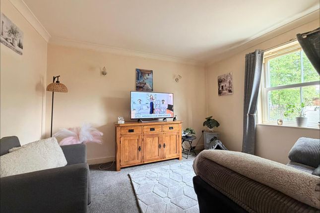 1, Fairby Close, Tiverton photo 2