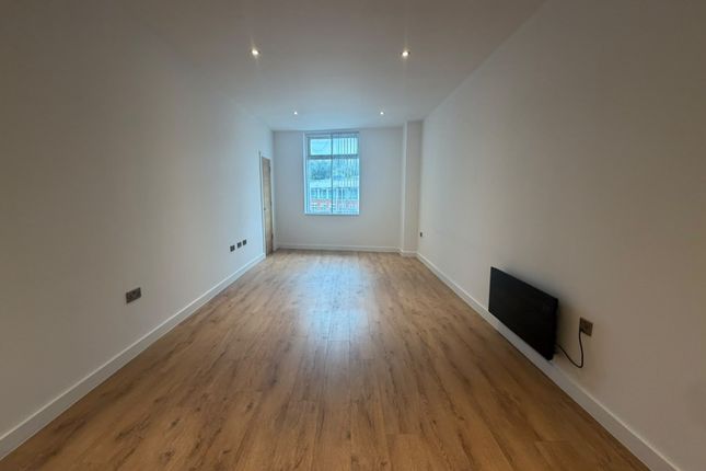45 Missenden House Chalfont Park, Gerrards Cross photo 4