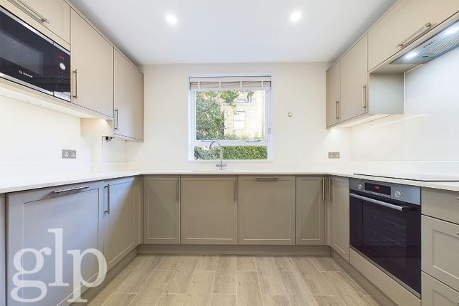 18, Ridgmount Street, London photo 2