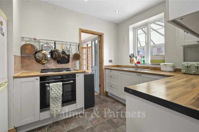 21, Lordswood Road, Essex photo 2