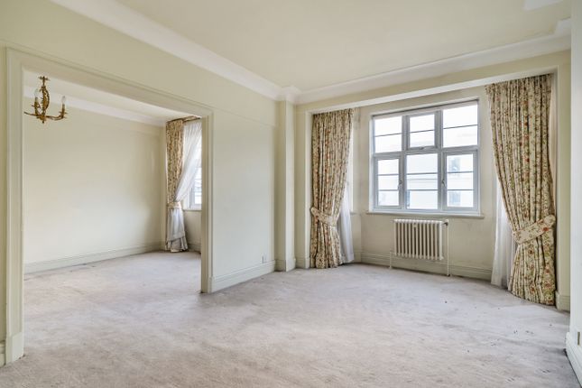 Flat for sale in College Crescent, Swiss Cottage