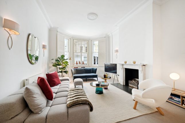 Thumbnail Flat for sale in Manson Place, London