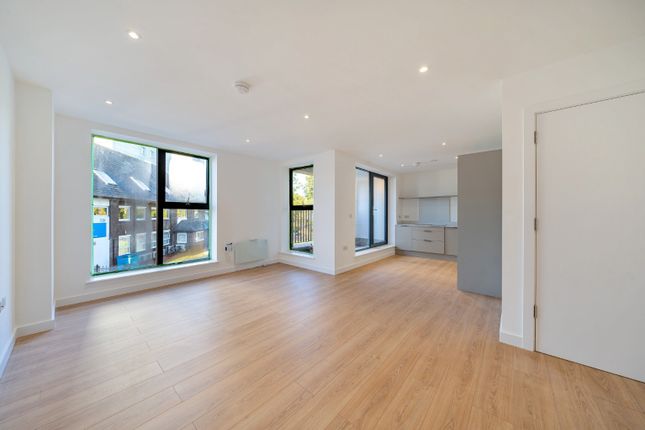 Flat 1, Evelyn Hall, London photo 2