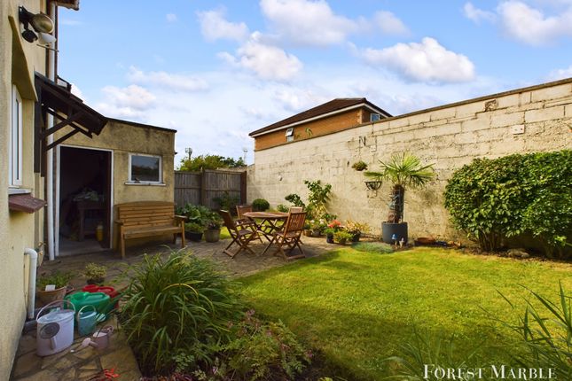 Semi-detached house for sale in Oakfield Close, Frome