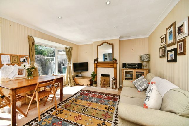 42, Coombe Vale, Brighton photo 2