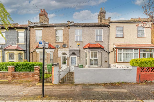 Thumbnail Terraced house for sale in Markhouse Avenue, London