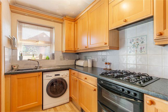 9, Exbury Place, Worcester photo 3