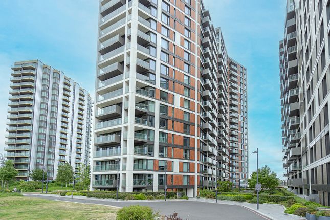 Thumbnail Flat for sale in Duke Of Wellington Avenue, Woolwich