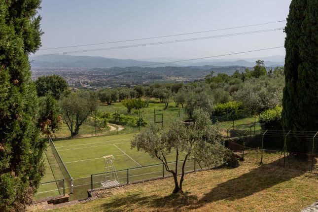 Villa for sale in Florence, Tuscany, Italy, Italy