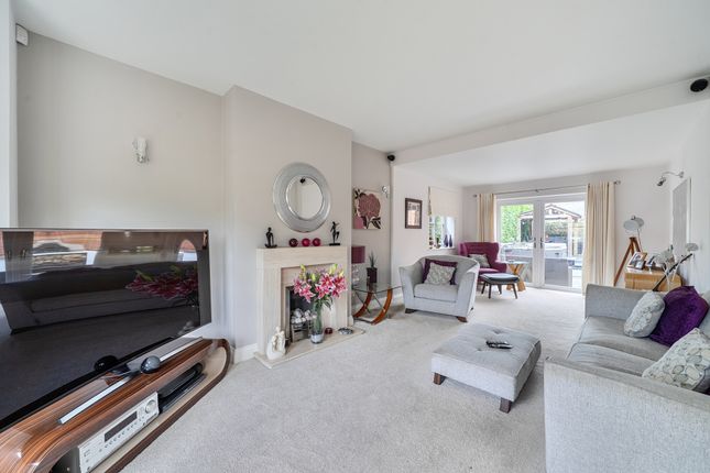 43, Evesham Road, Bishops Cleeve, Cheltenham photo 4