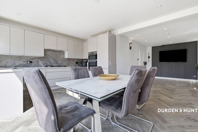 76 Stradbroke Grove, Ilford photo 4