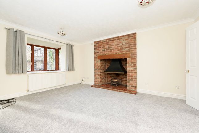4, Station Road, Kimbolton photo 2