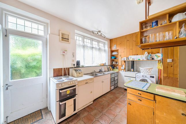 30, Delamere Road, Ealing photo 3