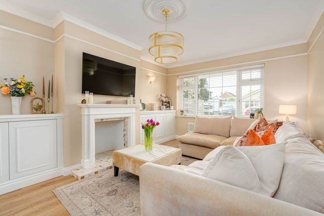 23 Farley Avenue, Leamington Spa photo 2
