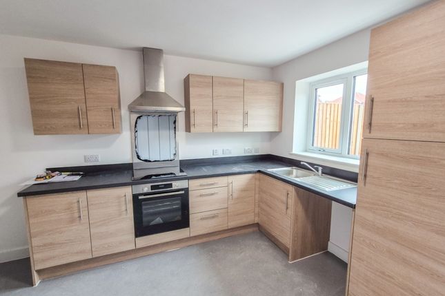 25, Gresley Close, Branston photo 2