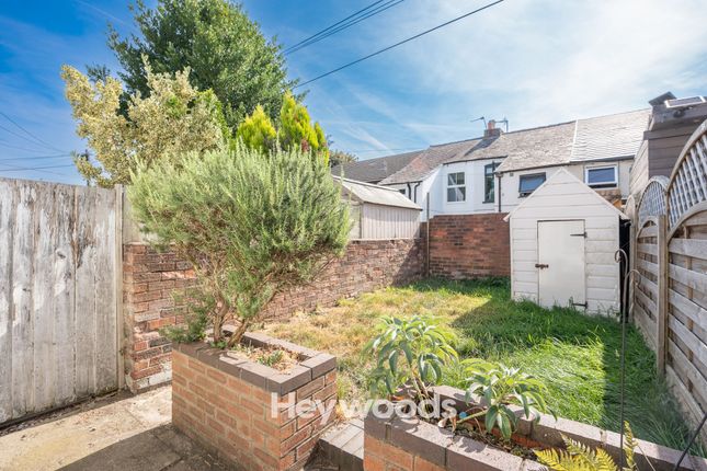 12 Parson Street, Congleton photo 4