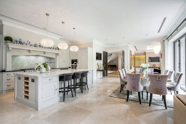 Summerwinds, Golf Club Road, Weybridge photo 3