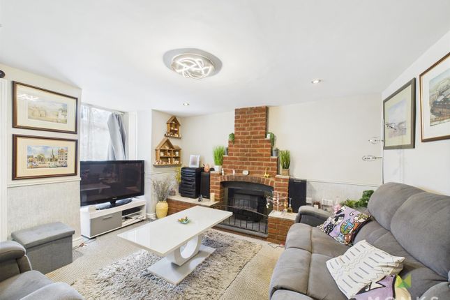 28, Gorse Lane, Shrewsbury photo 2
