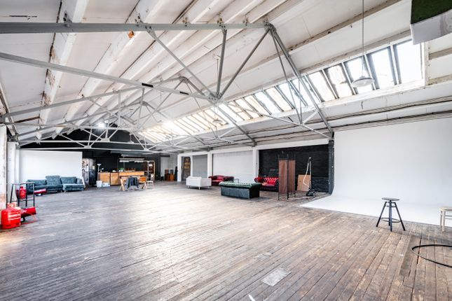 Office to let in Unit 7 Front - Dailley Building, 230 Dalston Lane, Hackney, London