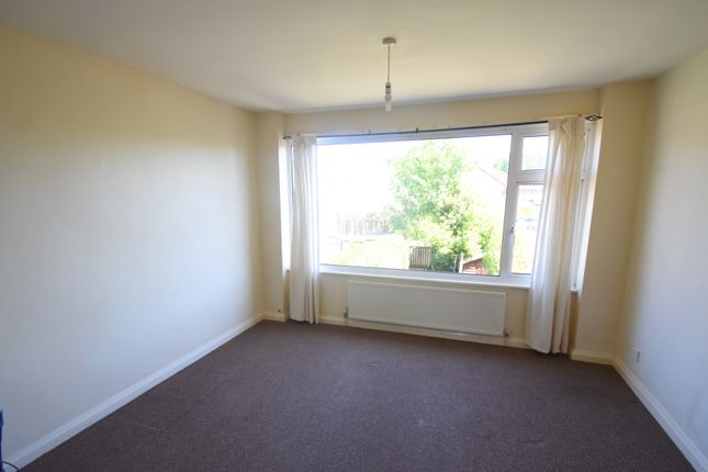 Terraced house to rent in Redwood Close, Desborough
