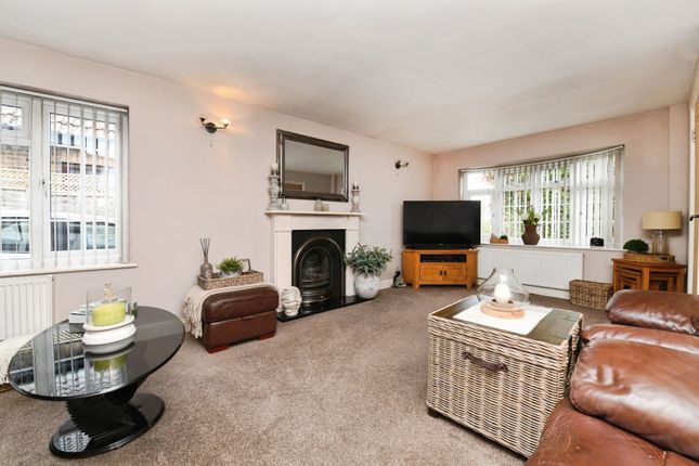 108, Imperial Avenue, Chelmsford photo 2
