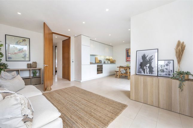 Flat to rent in Oval Road, Primrose Hill, London