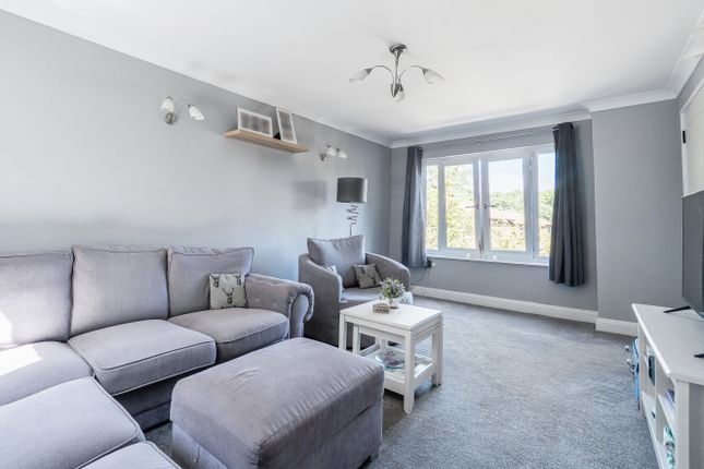 12, Purbrook Court, Berkshire photo 4