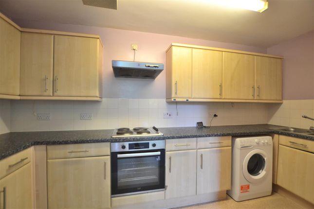 3, Richmond Court, Fleet photo 4