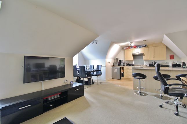 Flat for sale in Craigbank Court, Fareham