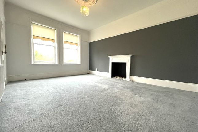 Flat to rent in 4 Blyth Road, Bromley, Kent