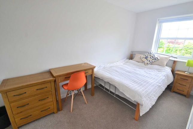 Terraced house to rent in Benyon Court, Bath Road