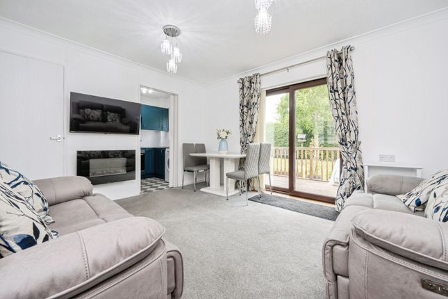 3/Montgomery Court, 50 Walcourt Road, Bedford photo 3