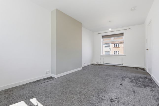 38, Carron Avenue, Kilmarnock photo 3