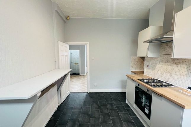 98, Raper Street, Oldham photo 5
