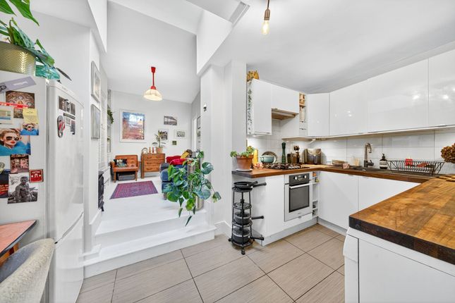 23a Hertslet Road, London photo 4