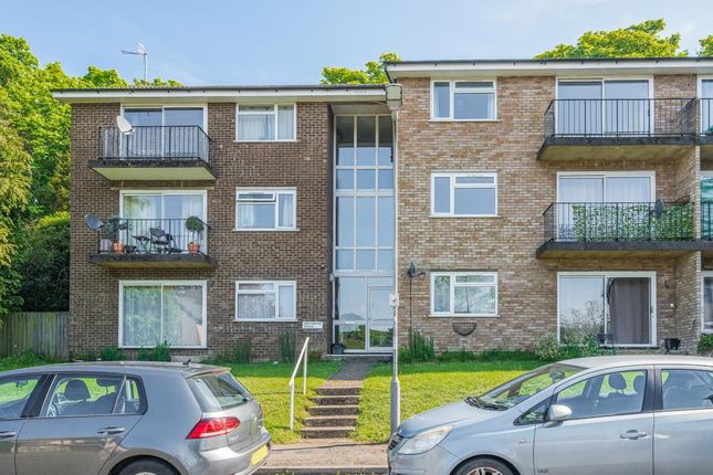 Flat for sale in Loudwater, High Wycombe, Buckinghamshire